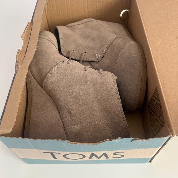 TOMS Desert Wedge Ankle Booties Taupe Suede Size 5.5 - Picture 9 of 10